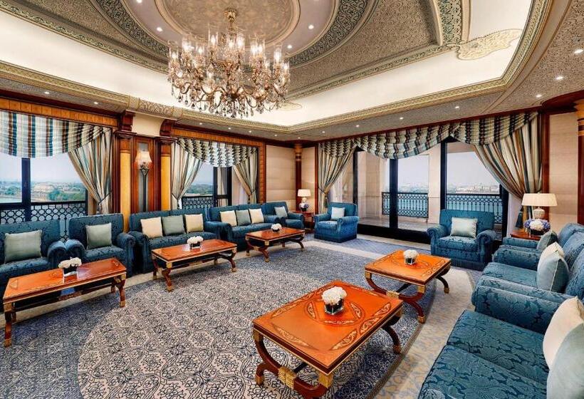 בית מלון כפרי The Ritz Carlton Jeddah