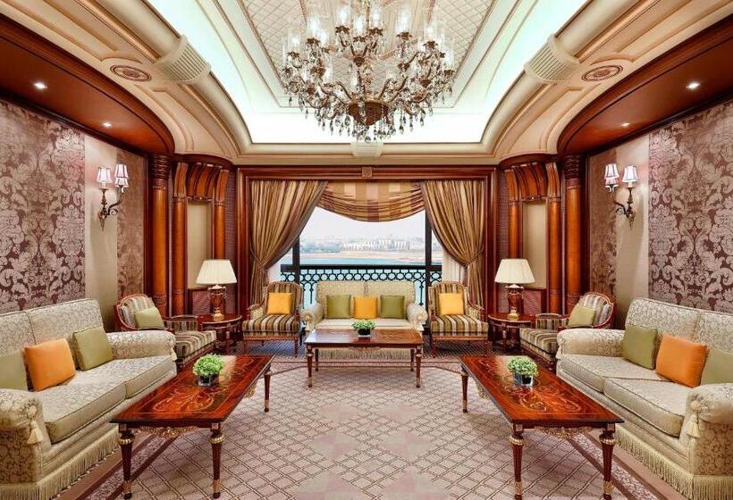 هتل The Ritz Carlton Jeddah