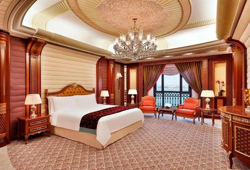 هتل The Ritz Carlton Jeddah