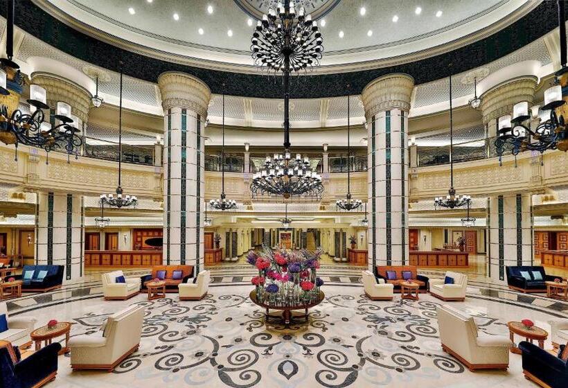 هتل The Ritz Carlton Jeddah