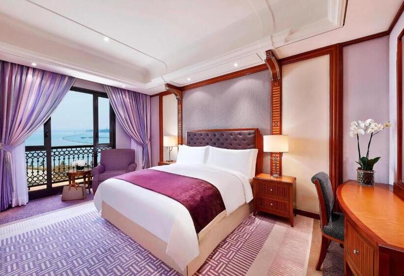 هتل The Ritz Carlton Jeddah