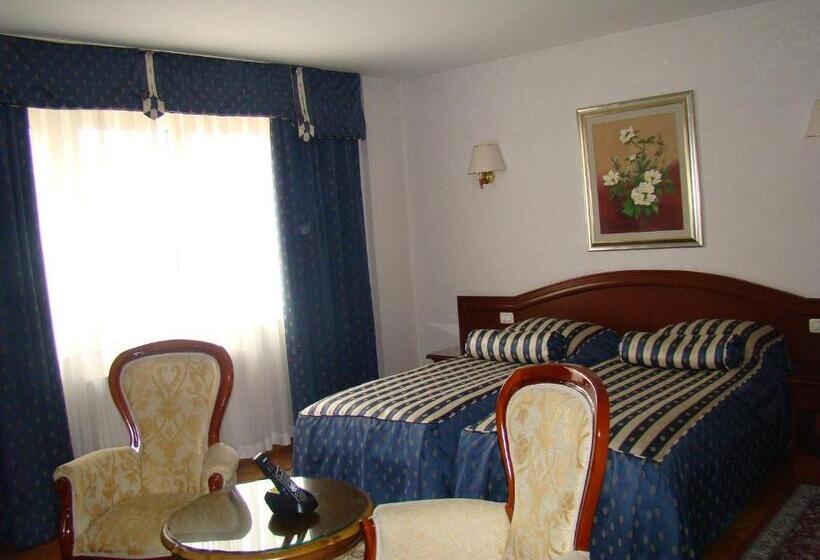 فندق Vila Ariston