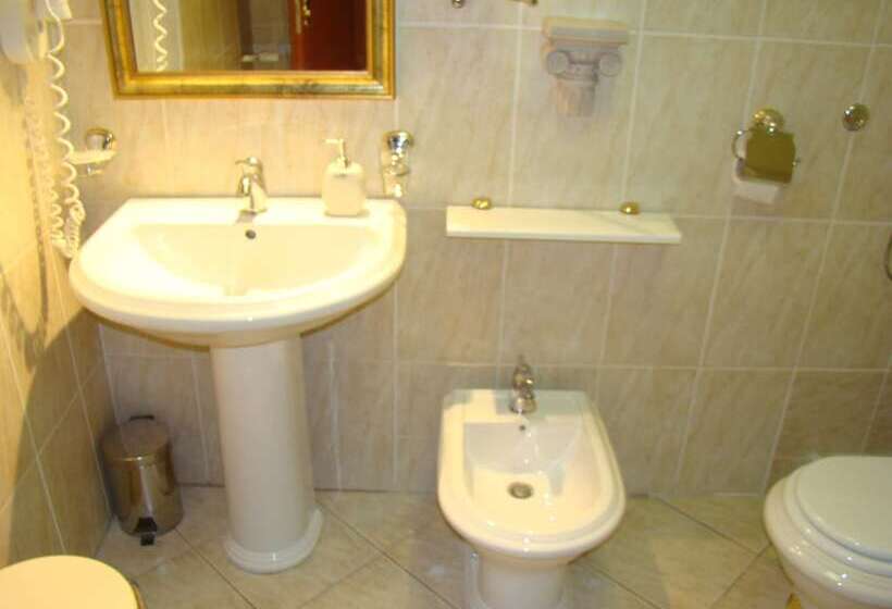 فندق Vila Ariston