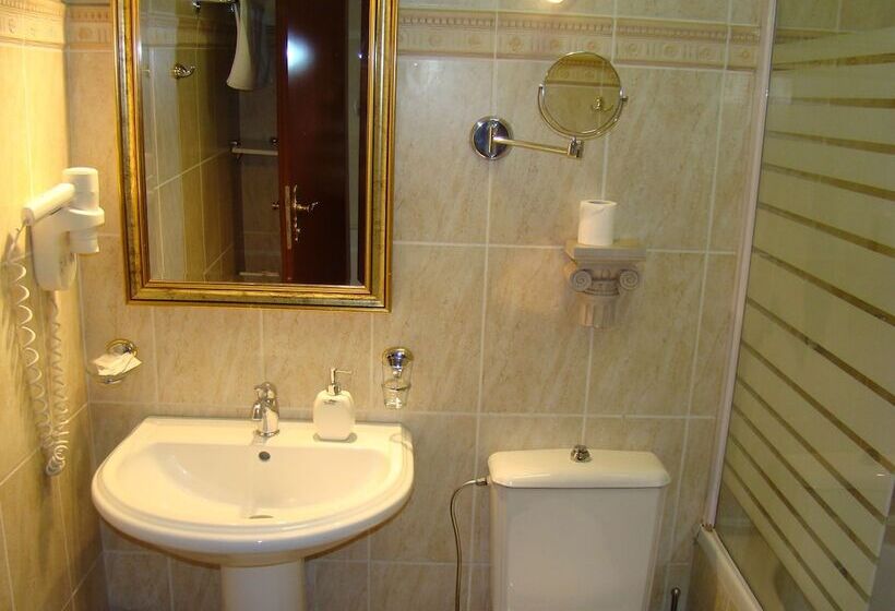 فندق Vila Ariston