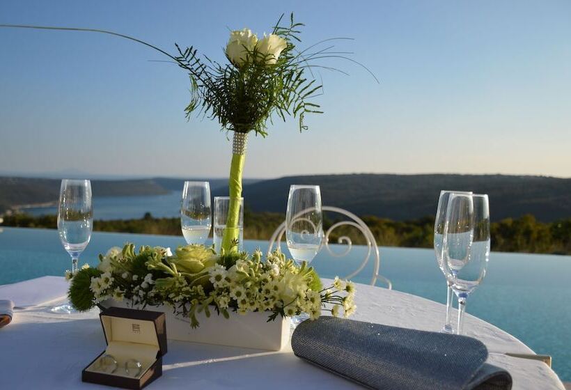 Villa Stefanija Small Boutique Hotel&restaurant