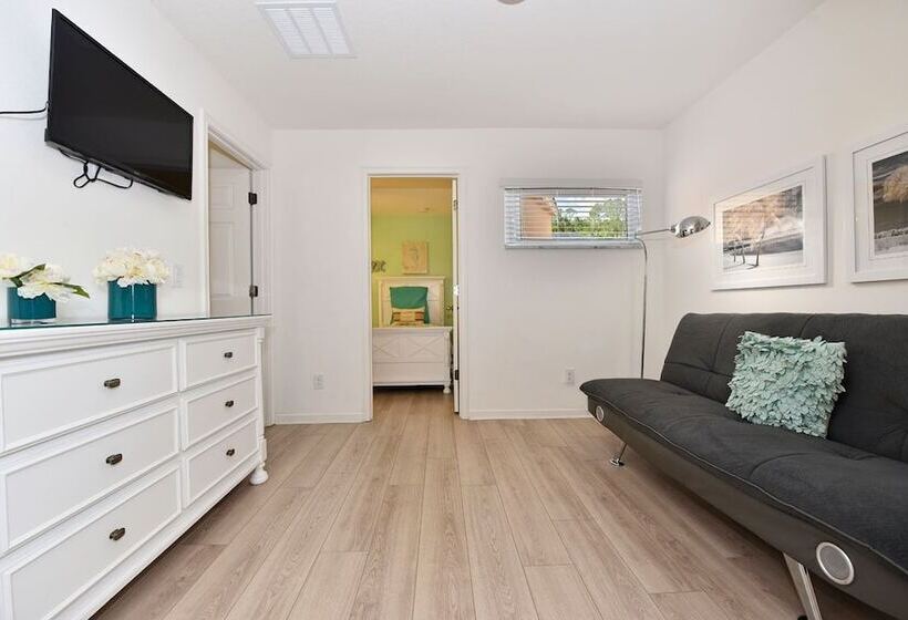 Watersong Resort   6 Bed   Private Pool   Ihr 3103