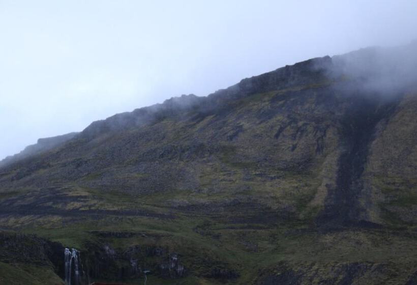 هاستل North Star Guesthouse Olafsvik