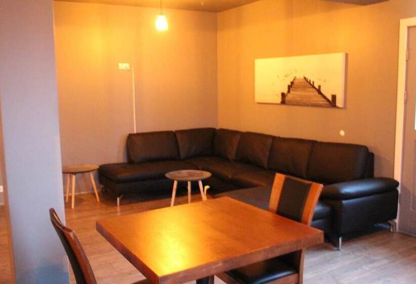 هاستل North Star Guesthouse Olafsvik