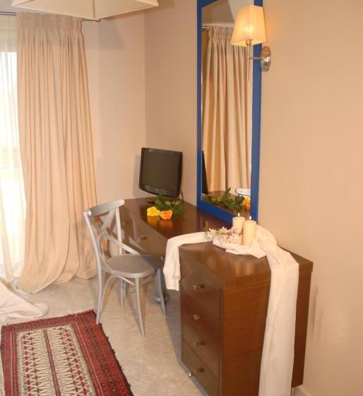 Alykes Hotel Apartments