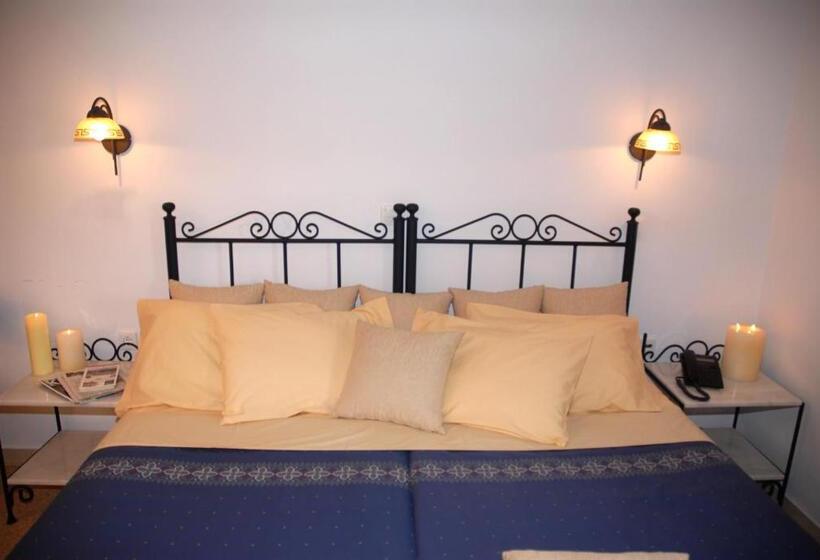 Alykes Hotel Apartments