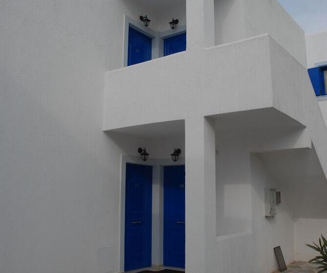 Alykes Hotel Apartments