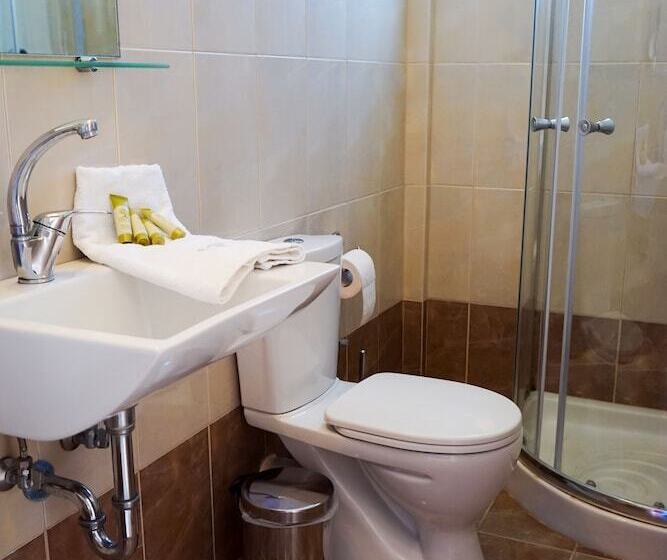 Alykes Hotel Apartments