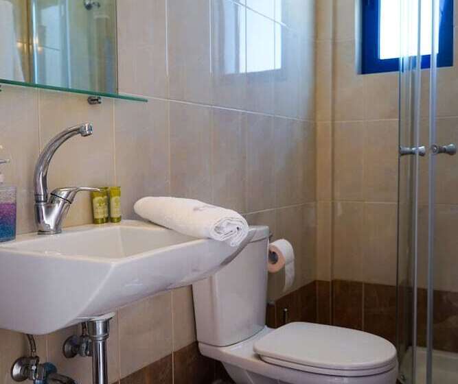 Alykes Hotel Apartments