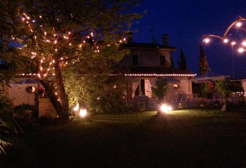 ベッドアンドブレックファースト Locanda Antico Casale Cesenatico