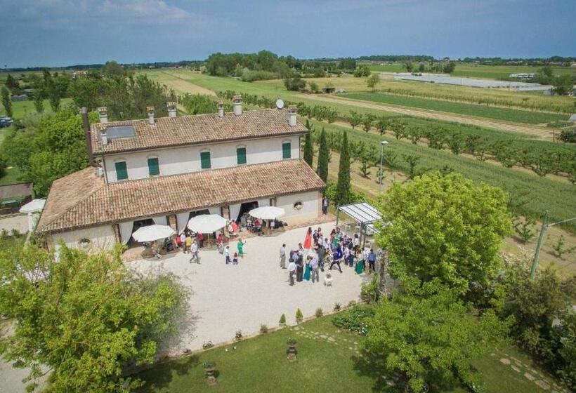 ベッドアンドブレックファースト Locanda Antico Casale Cesenatico