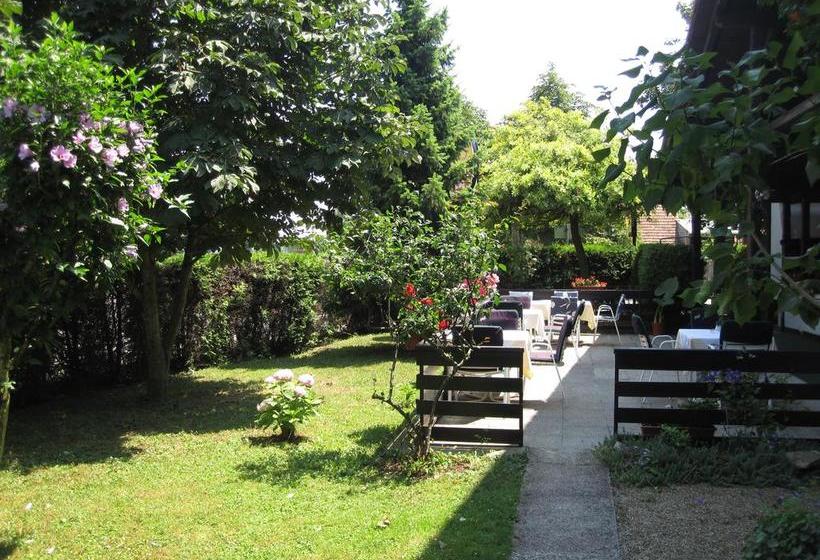 ベッドアンドブレックファースト Rooms Barba Niko Near Zagreb Airport