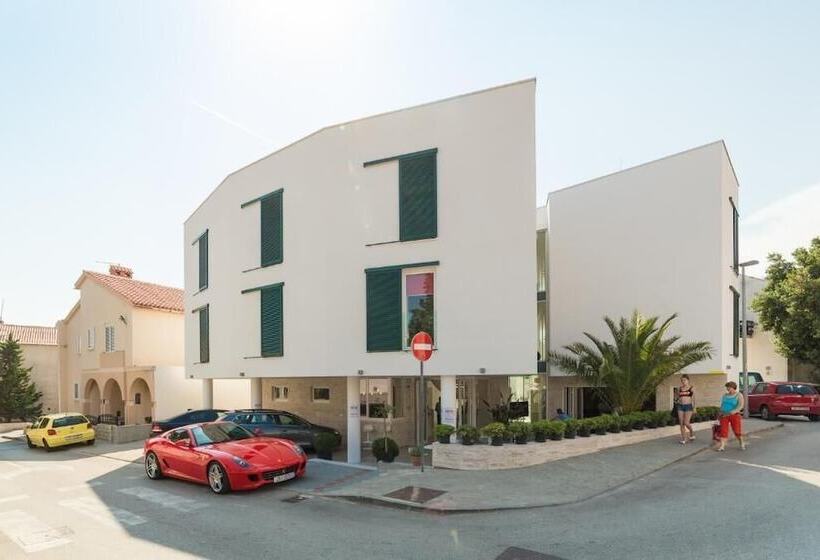 مبيت وإفطار Basilica Hotel By Mercado