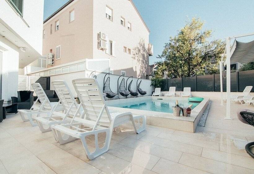 مبيت وإفطار Basilica Hotel By Mercado