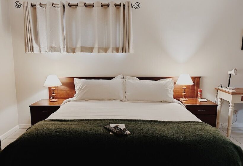 ベッドアンドブレックファースト Malcolm Lodge