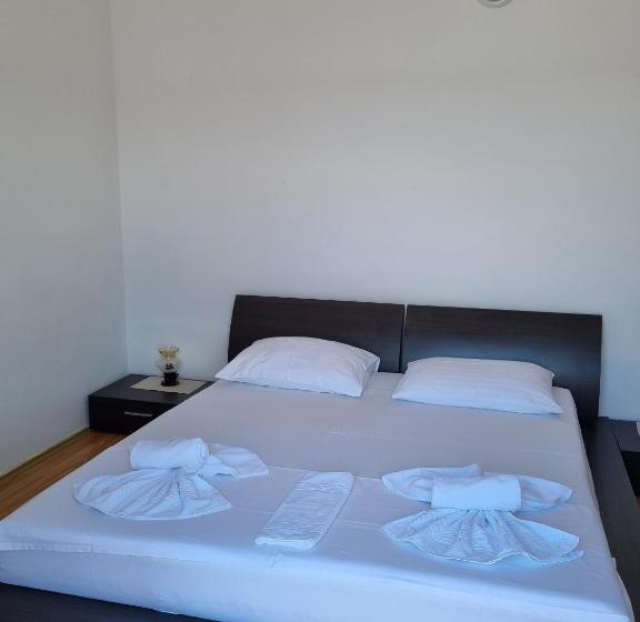 Bed And Breakfast Miramar