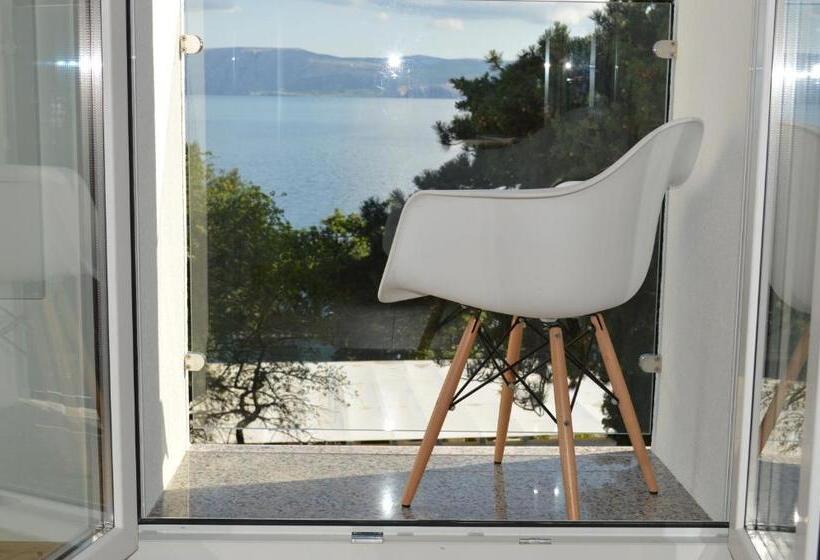 민박 Rocky Beach Rooms