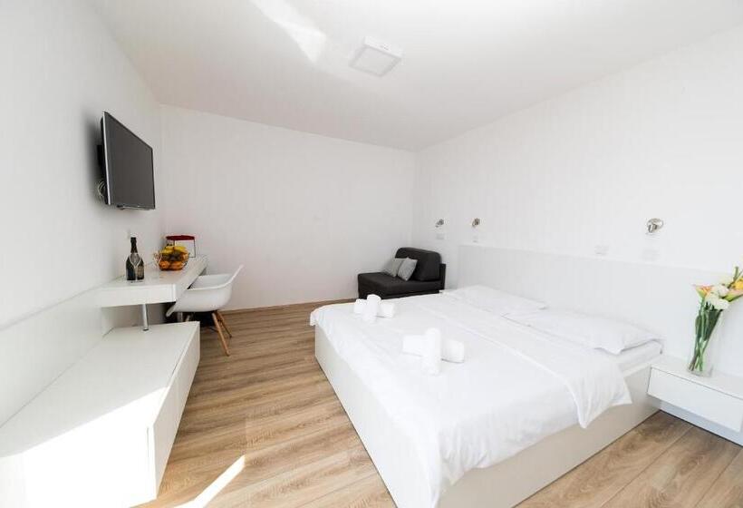 민박 Rocky Beach Rooms