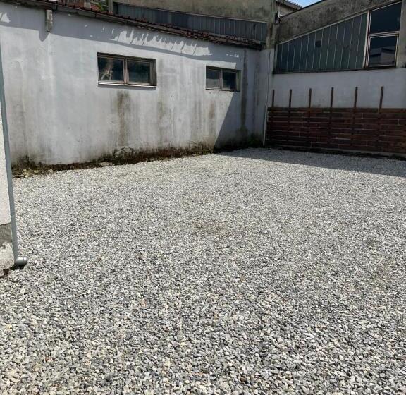 مبيت وإفطار Rooms Lišnić