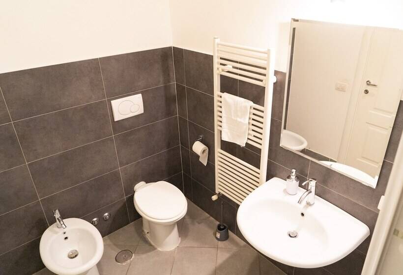 تختخواب و صبحانه Salotto Piramide