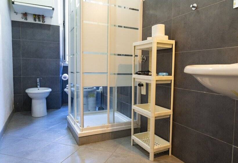 تختخواب و صبحانه Salotto Piramide