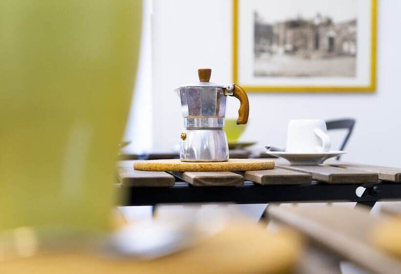 צימר Salotto Piramide