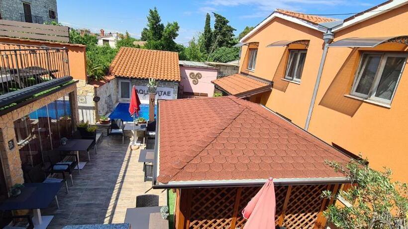 Bed & Breakfast Villa Adriana