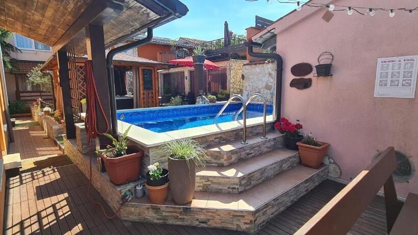 Bed & Breakfast Villa Adriana