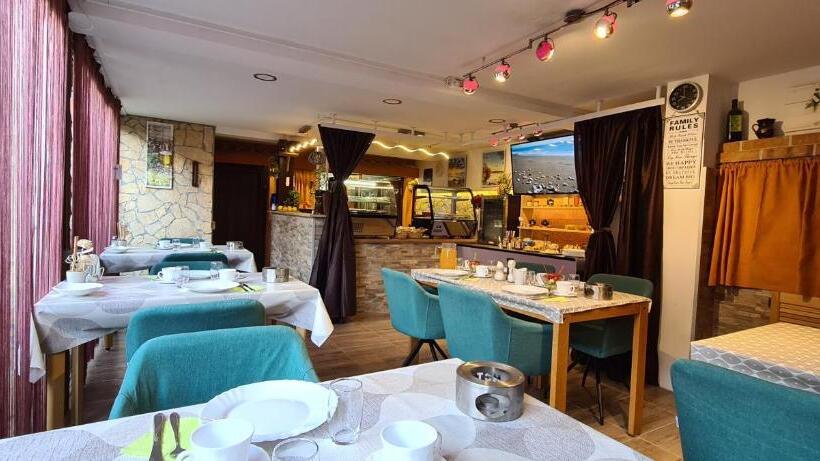 Bed & Breakfast Villa Adriana