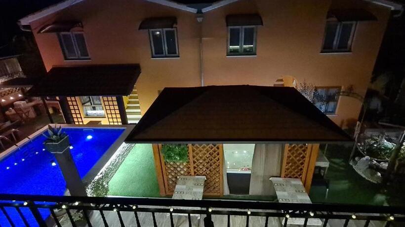 Bed & Breakfast Villa Adriana