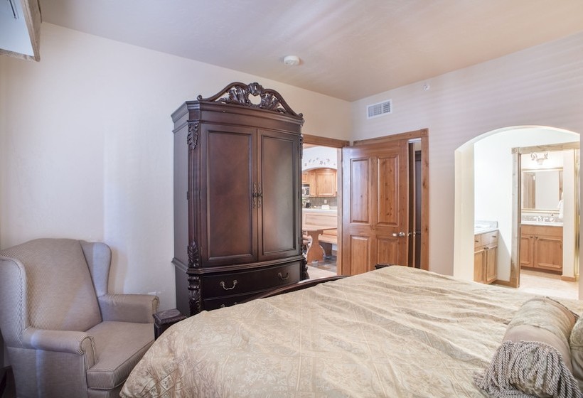 Chateau Villas At Zermatt Resort Vacation Properties