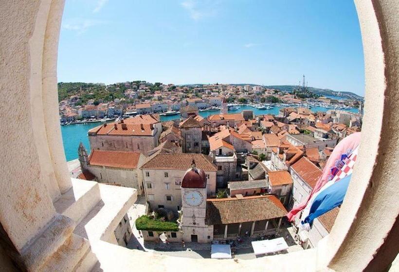 City Hostel Trogir