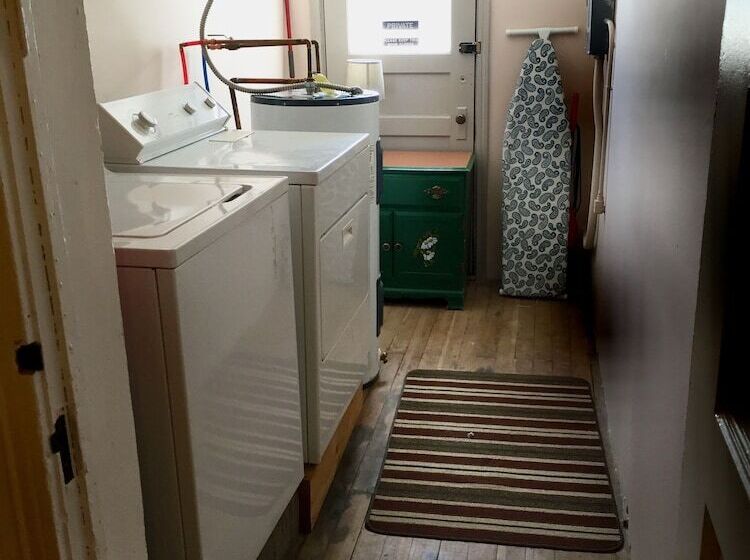 Historic Downtown Capitol Hotel Vacation Suites