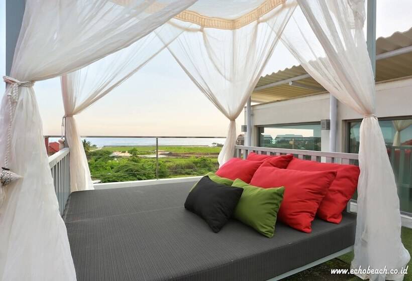 Echo Beach Designer Apartment