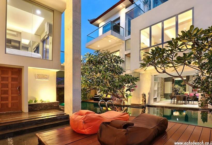 Echo Beach Designer Apartment