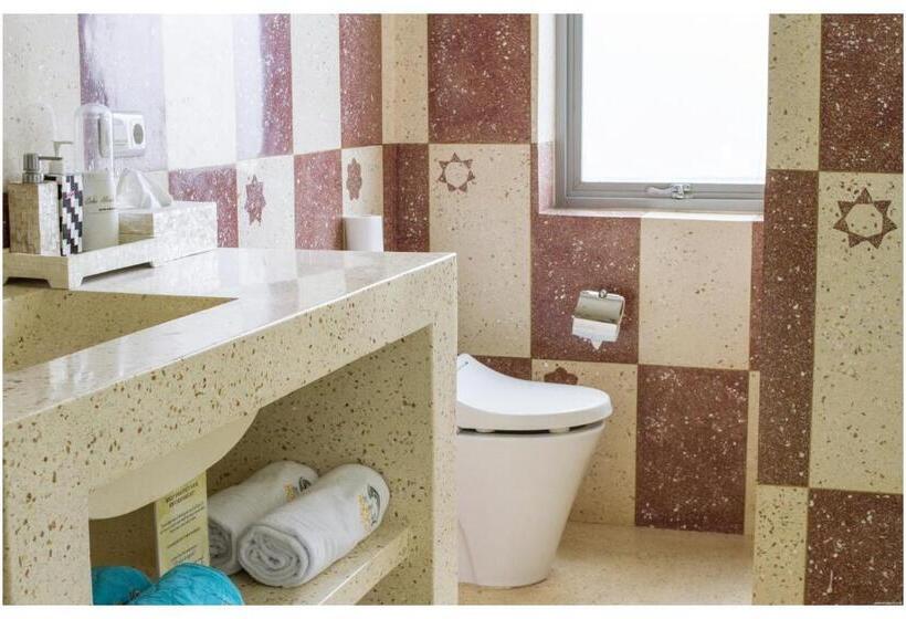 Echo Beach Designer Apartment