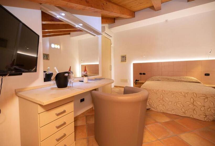 簡易ホテル Arenas