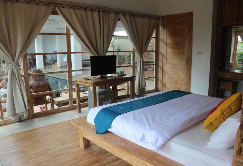 פונדק Kedungu Surf Camp