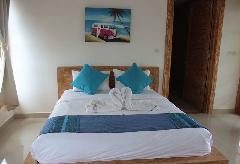 פונדק Kedungu Surf Camp