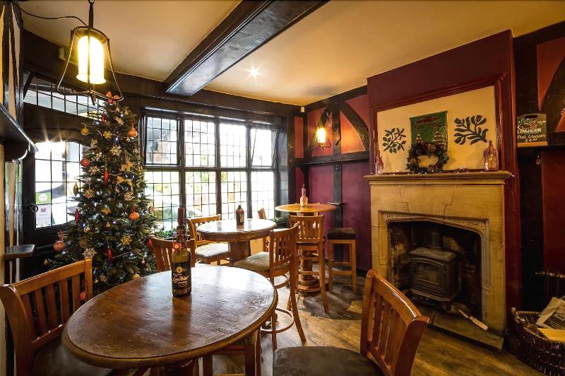 여관 The Cardinals Hat