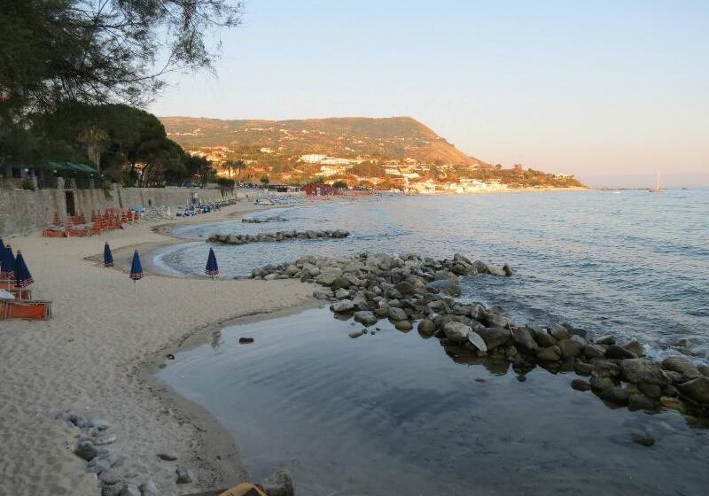 簡易ホテル Villaggio Residence Marina Del Capo