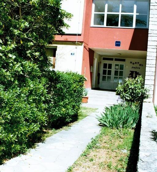 Hostel Amfora