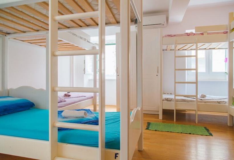 Hostel Marinero   Adults Only