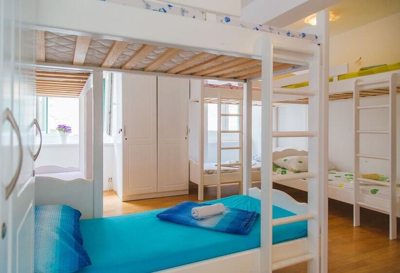 Hostel Marinero   Adults Only