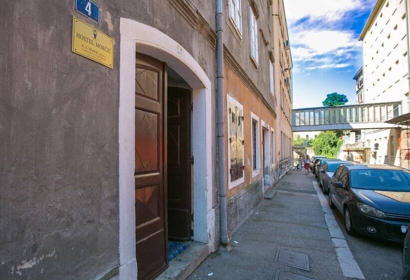 Hostel Morcic