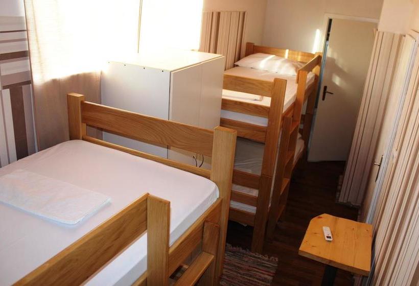 Hostel Quasimodo Adults Only